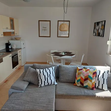 Pinea Sol Apartment Brodarica  Room photo