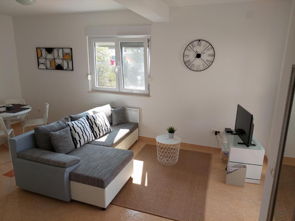 Pinea Sol Apartament *