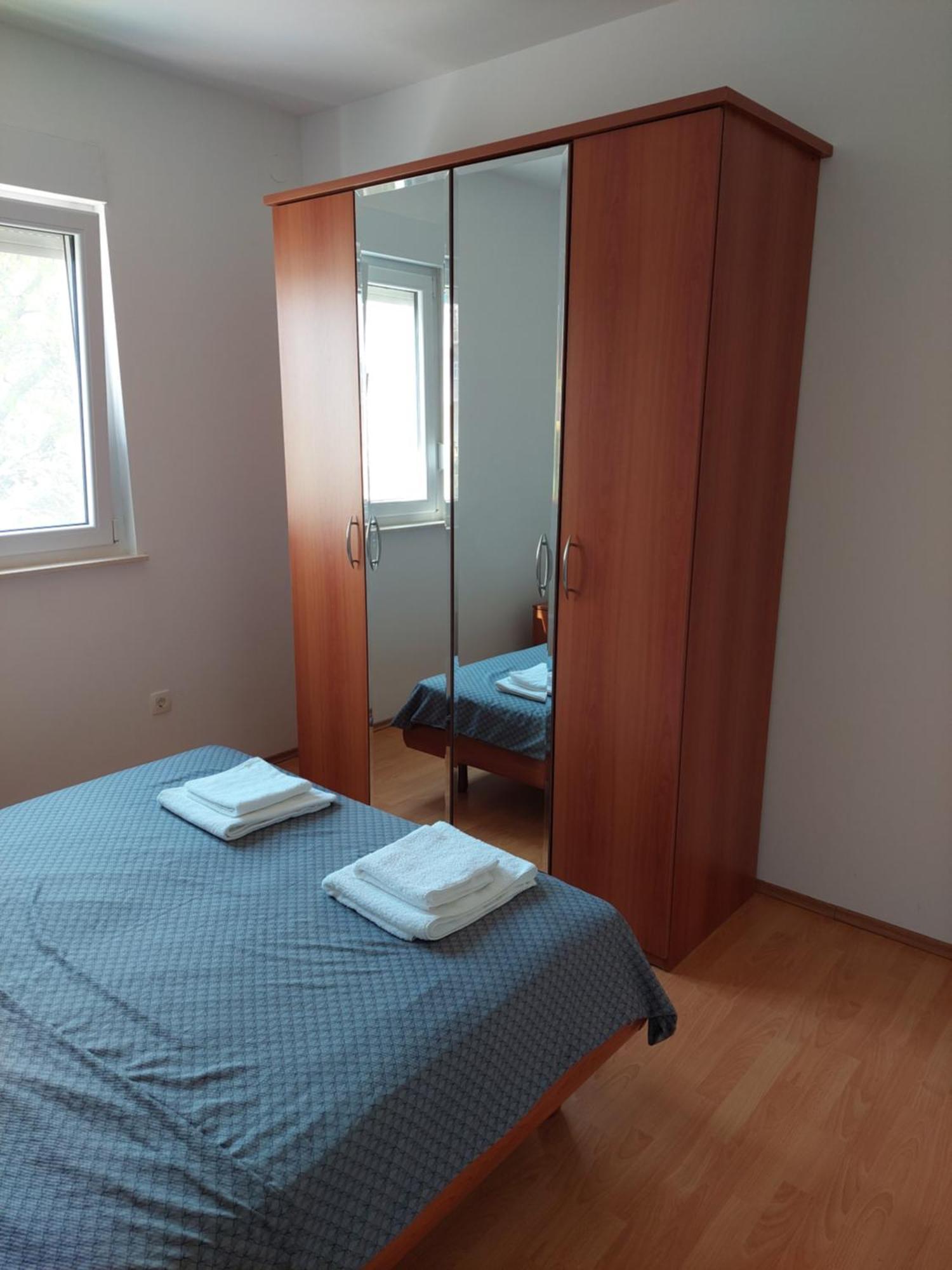 Apartament Pinea Sol *
